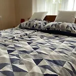 Kertes Nyaralohaz Сasa de vacaciones *