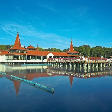 Kertes Nyaralohaz Keszthely