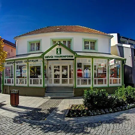 Kertes Nyaralohaz Ferienhaus *