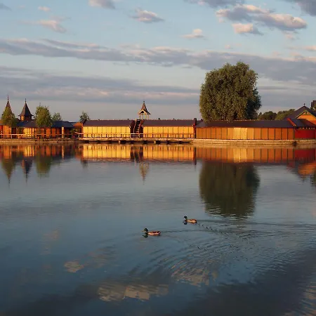 Kertes Nyaralohaz Semesterbostad *