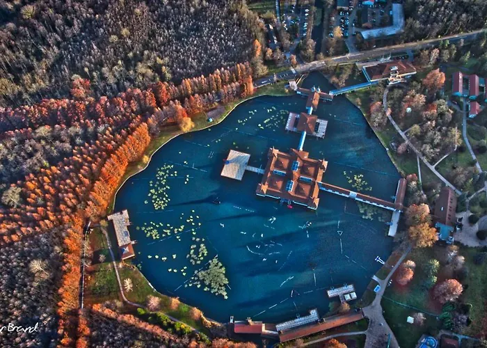 Kertes Nyaralohaz Hébergement de vacances *